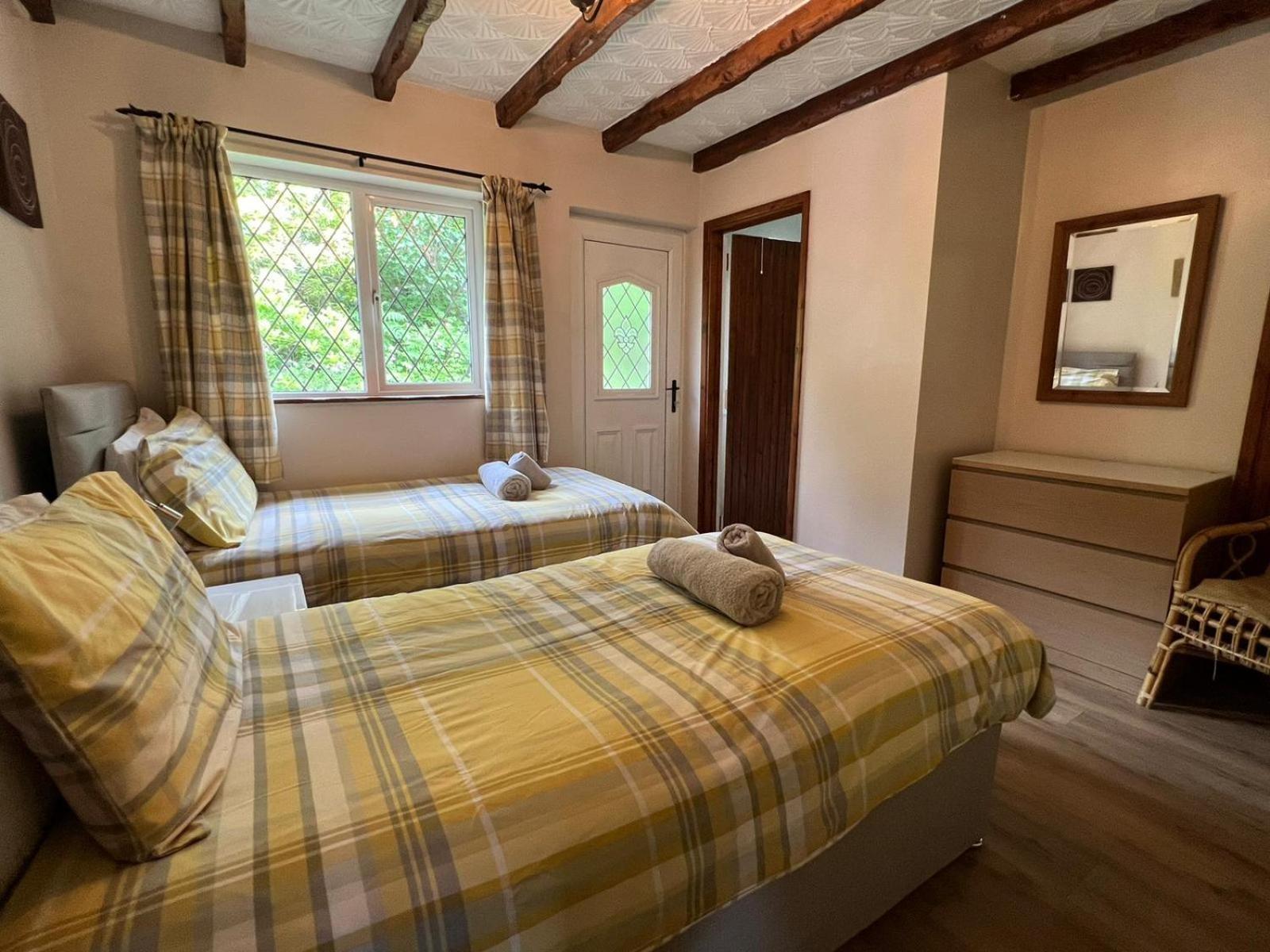Cwmbach Guest House Neath Exteriér fotografie